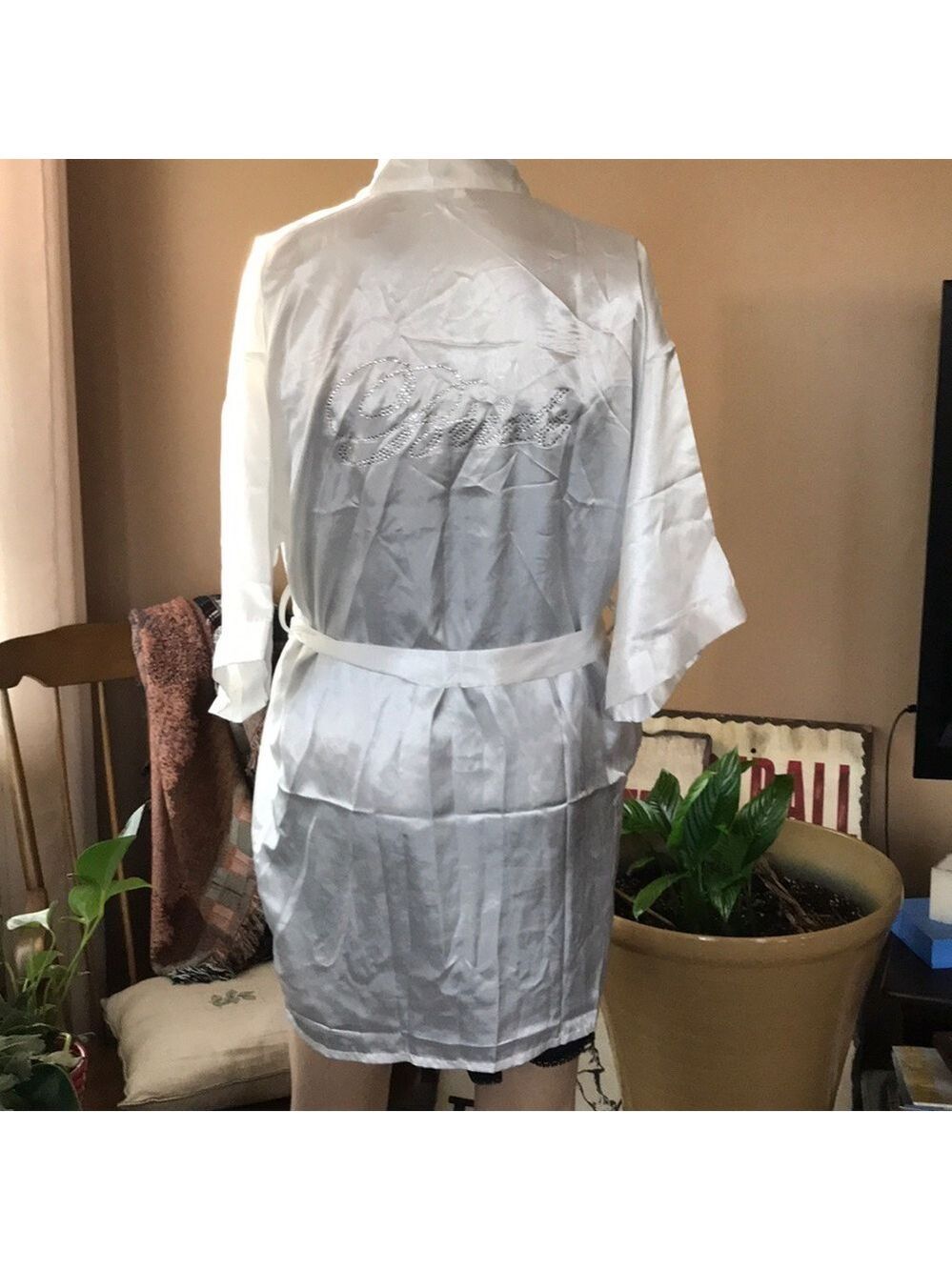 Bride robe with pockets